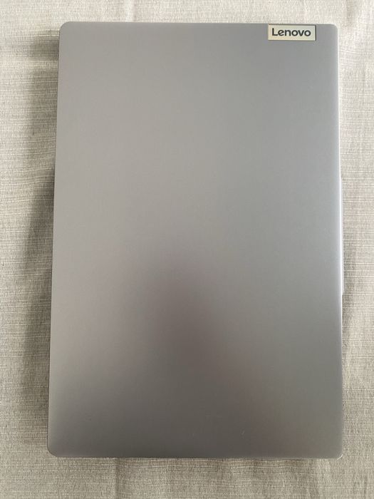 LENOVO- Ideapad Slim 3 (estado novo)