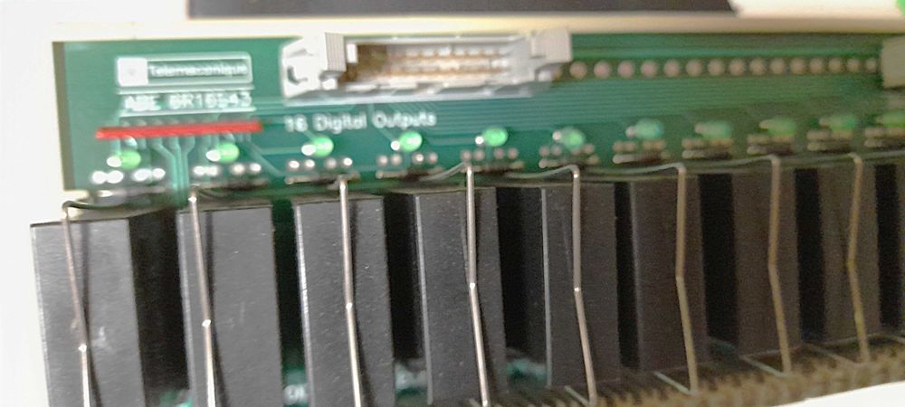 Telemecanique ABE-6R16S43