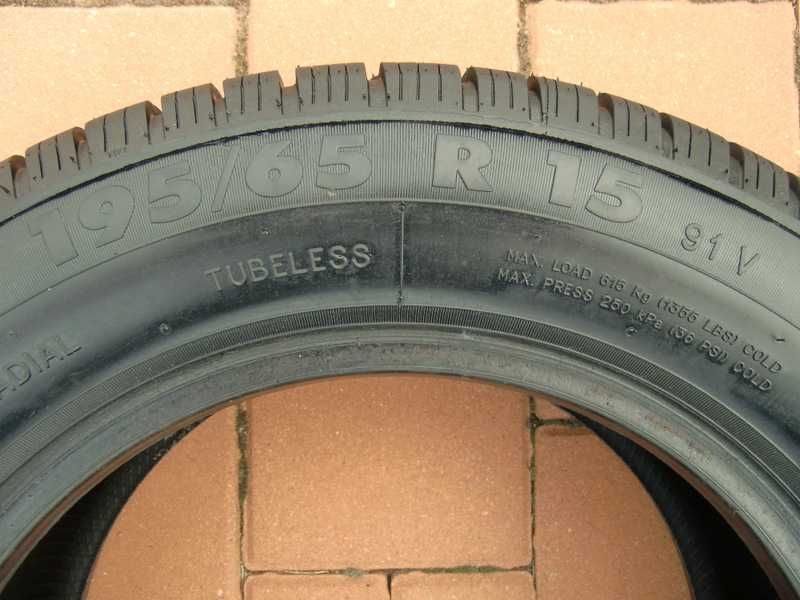 Opony Wielosezonowe - Całoroczne 195/65R15 4szt ciche