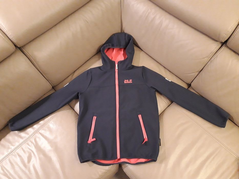 Jack Wolfskin kurtka przejściowa dla dziewczynki rozm. 140