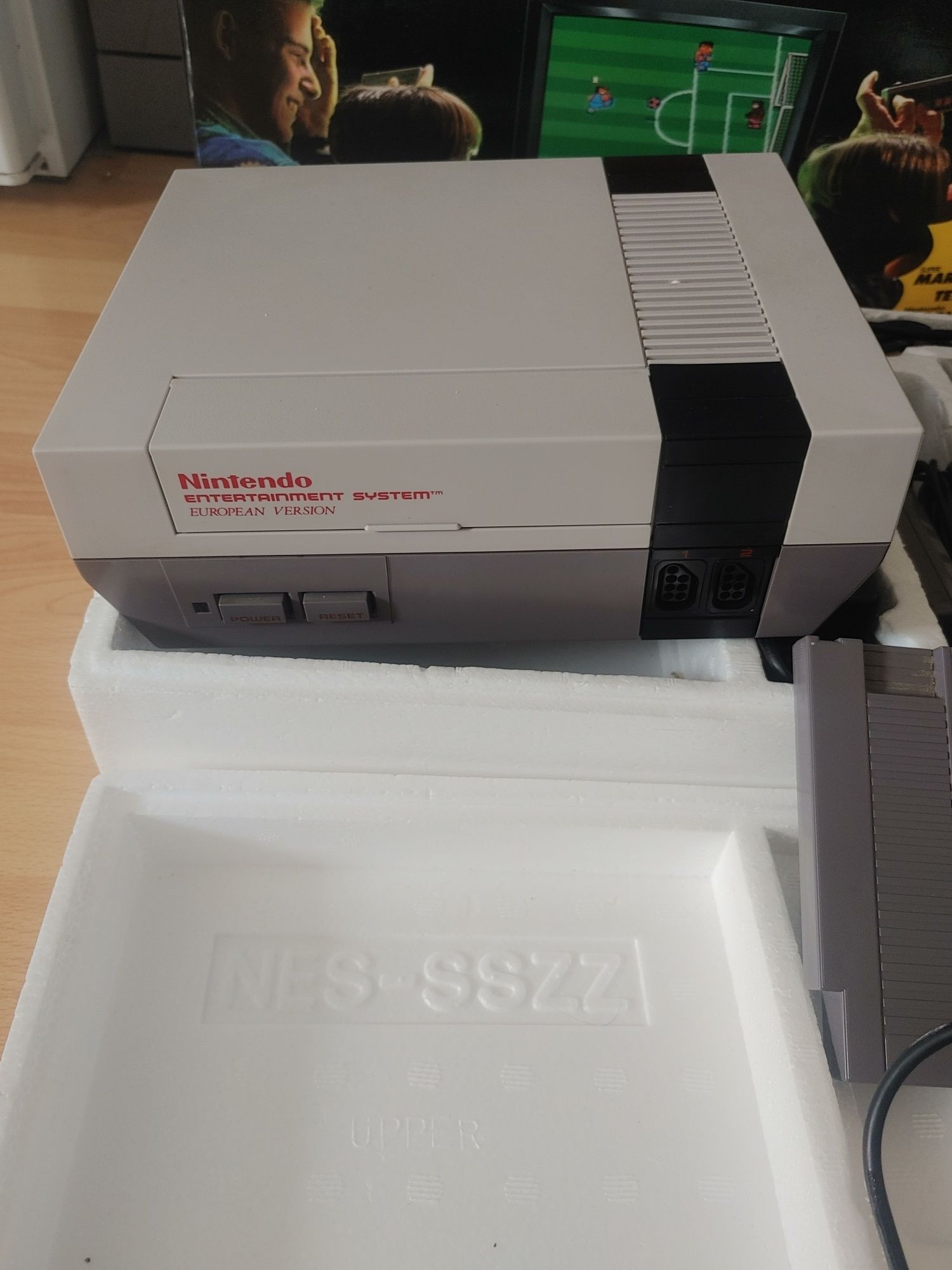Nintendo NES  Zestaw w Opakowaniu Sprawna w db stanie SPRAWDŹ
