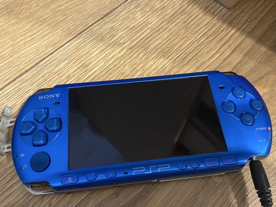 Psp 3000 vibrant blue