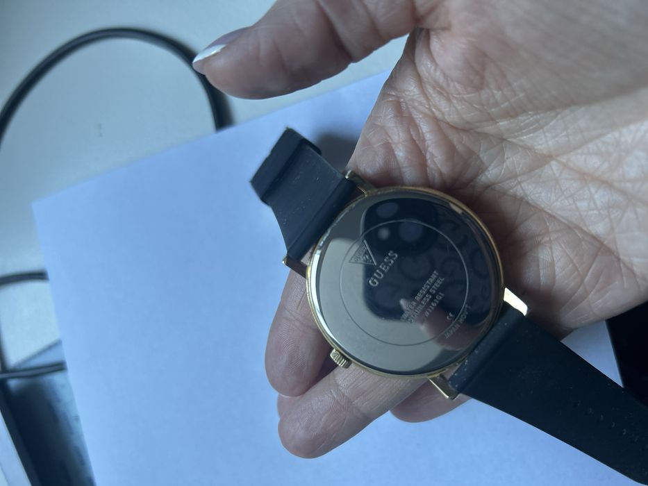 Zegarek Guess w idealnym stanie na gwarancjii
