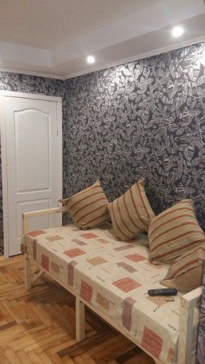 Оренда однокімнатної квартири у Вознесенівському р-ні (Центральний 18)