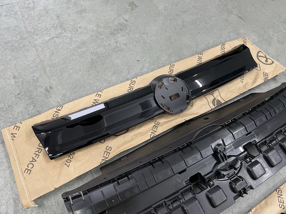 Решітка  Кріплення Caddy 2k7 2021- Каді розборка