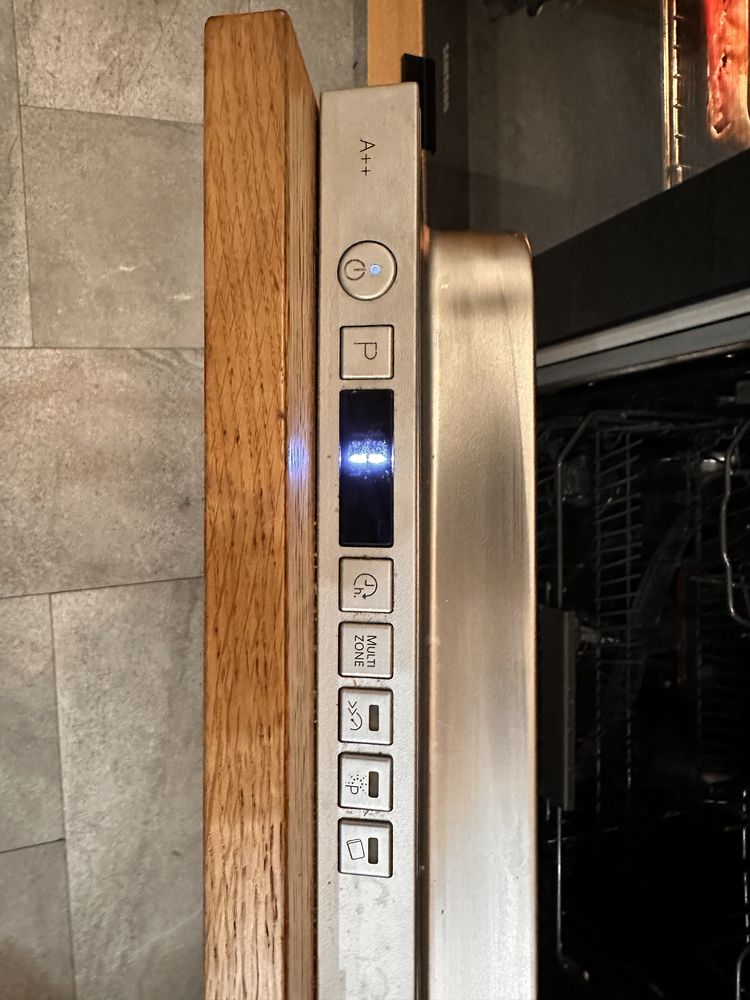 Zmywarka 60 do zabudowy Whirlpool powerclean 6