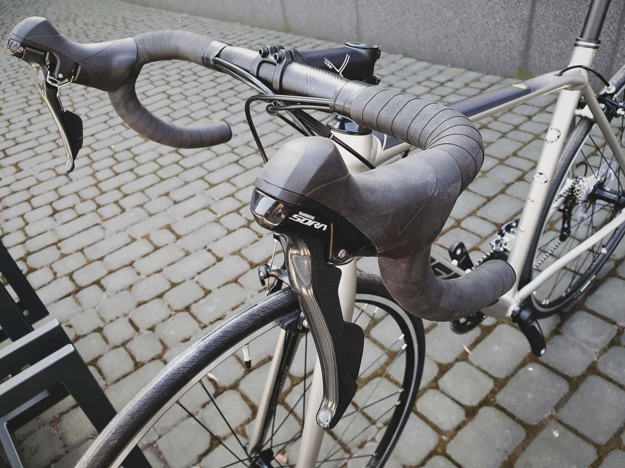 Merida Scultura 200, roz. S/M (52cm), 9, 275 kg,Shimano Sora,2019 -15%