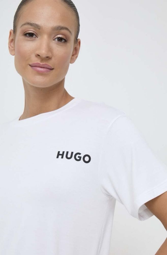 Оригвнальна футбрлка Hugo вільного кроя розмір М