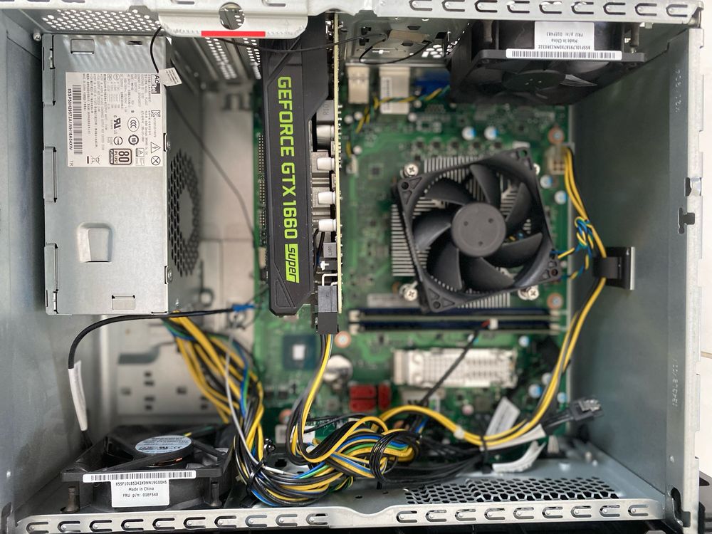 Komputer gamingowy Lenowo i5