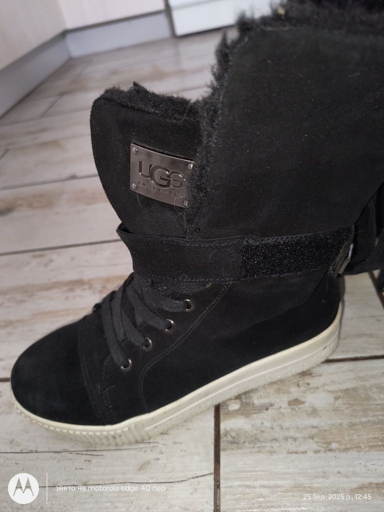 Зимові кеди, черевики UGG, б.у, 37р, устілка 23,5-24.