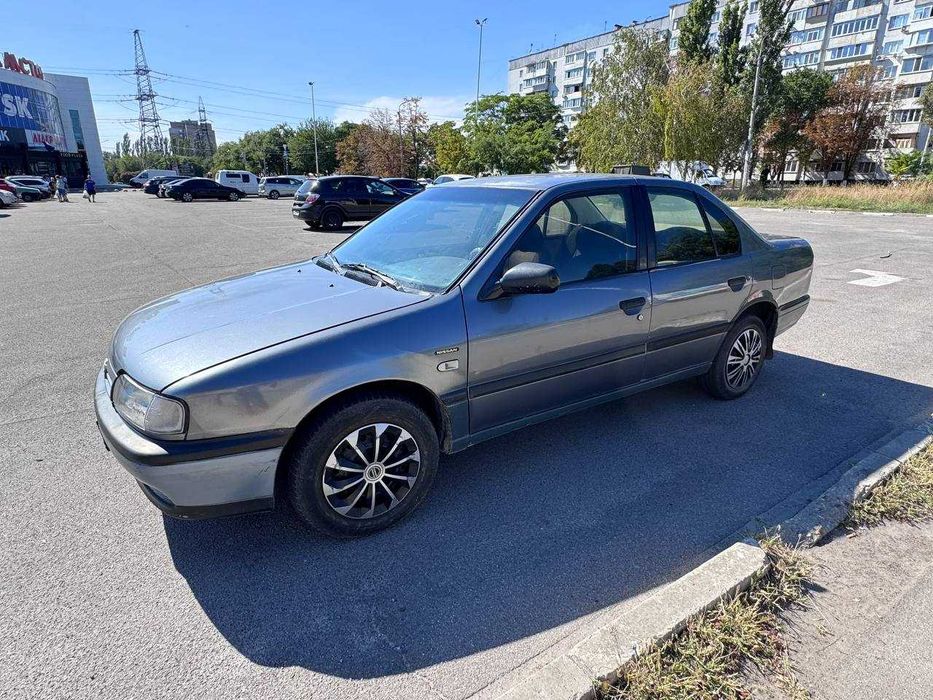 Nissan Primera 1993 1.6