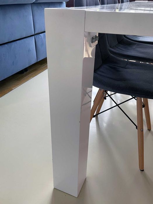 Stół do salonu, jadalni, duży, drewno lakierowane na biało, gruby blat