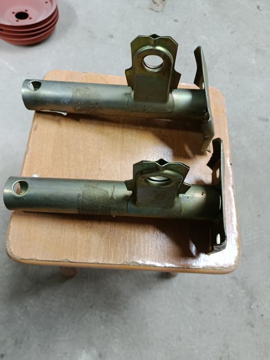 Продам кріплення бамперів ваз