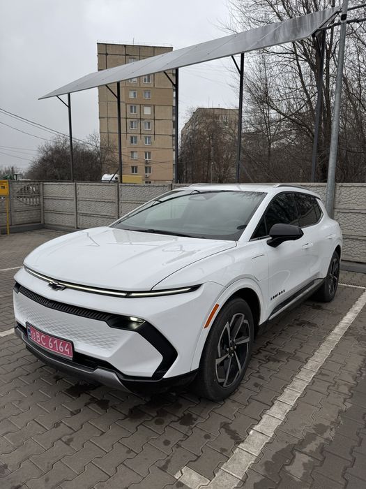 Продам Chevrolet Equinox EV 2LT 2024