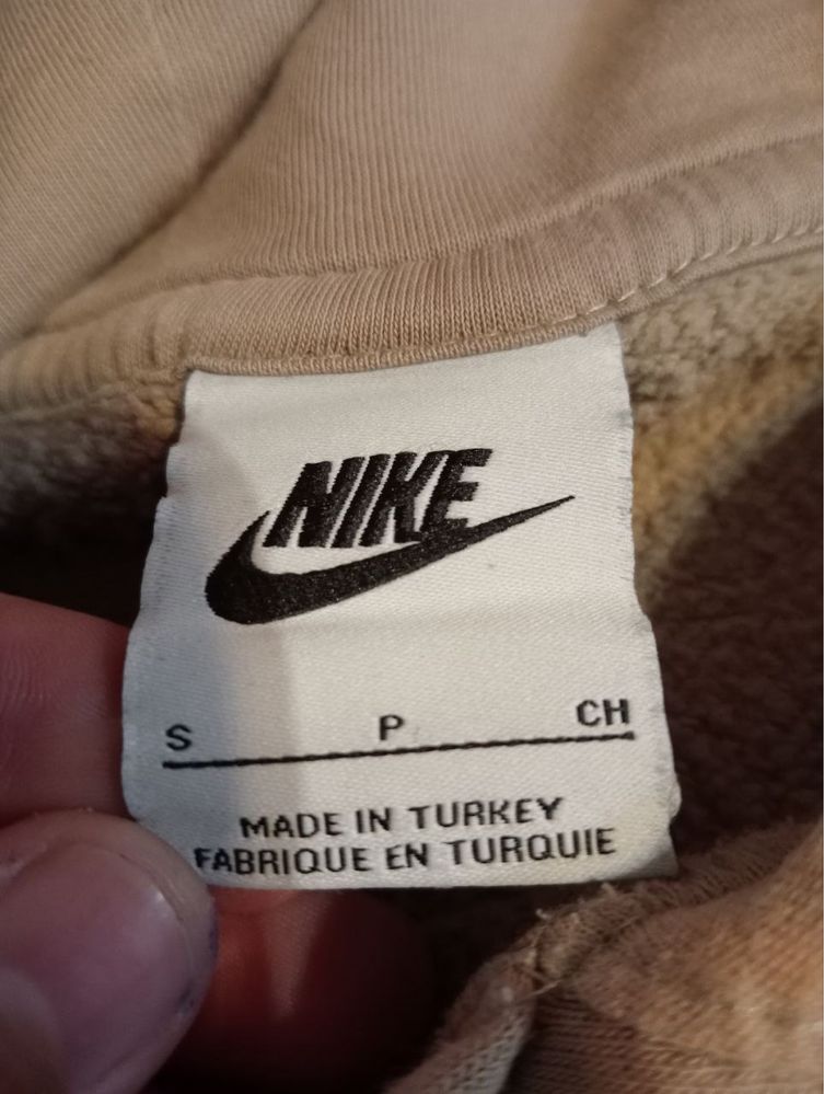 Кофта nike.