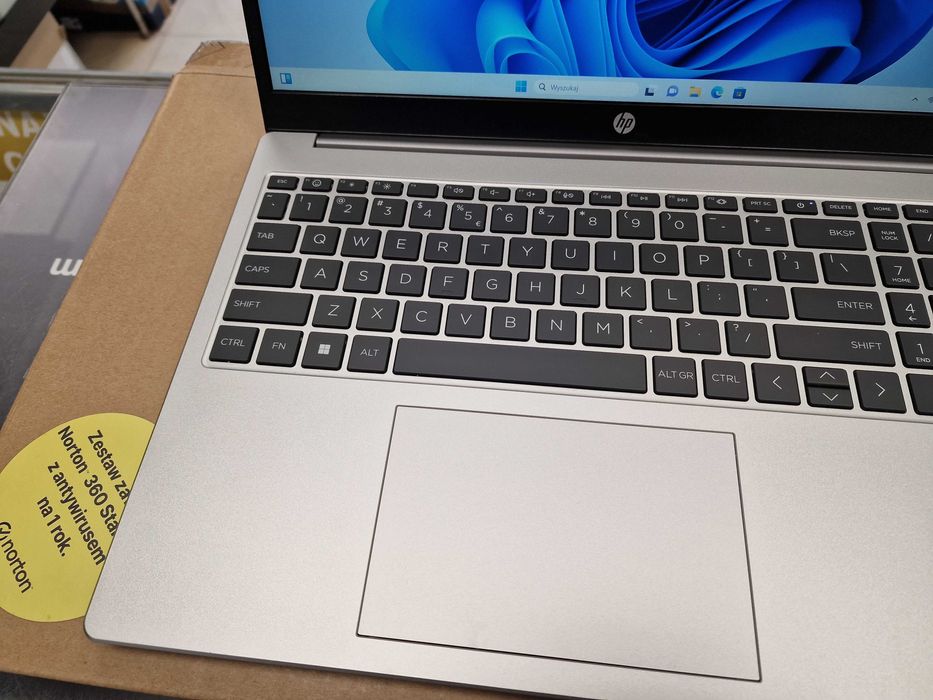 HP 250 G10/ Intel N100 800 MHz/ 8GB/ 512GB/ W11 Home/ 15.6" FHD Grad A