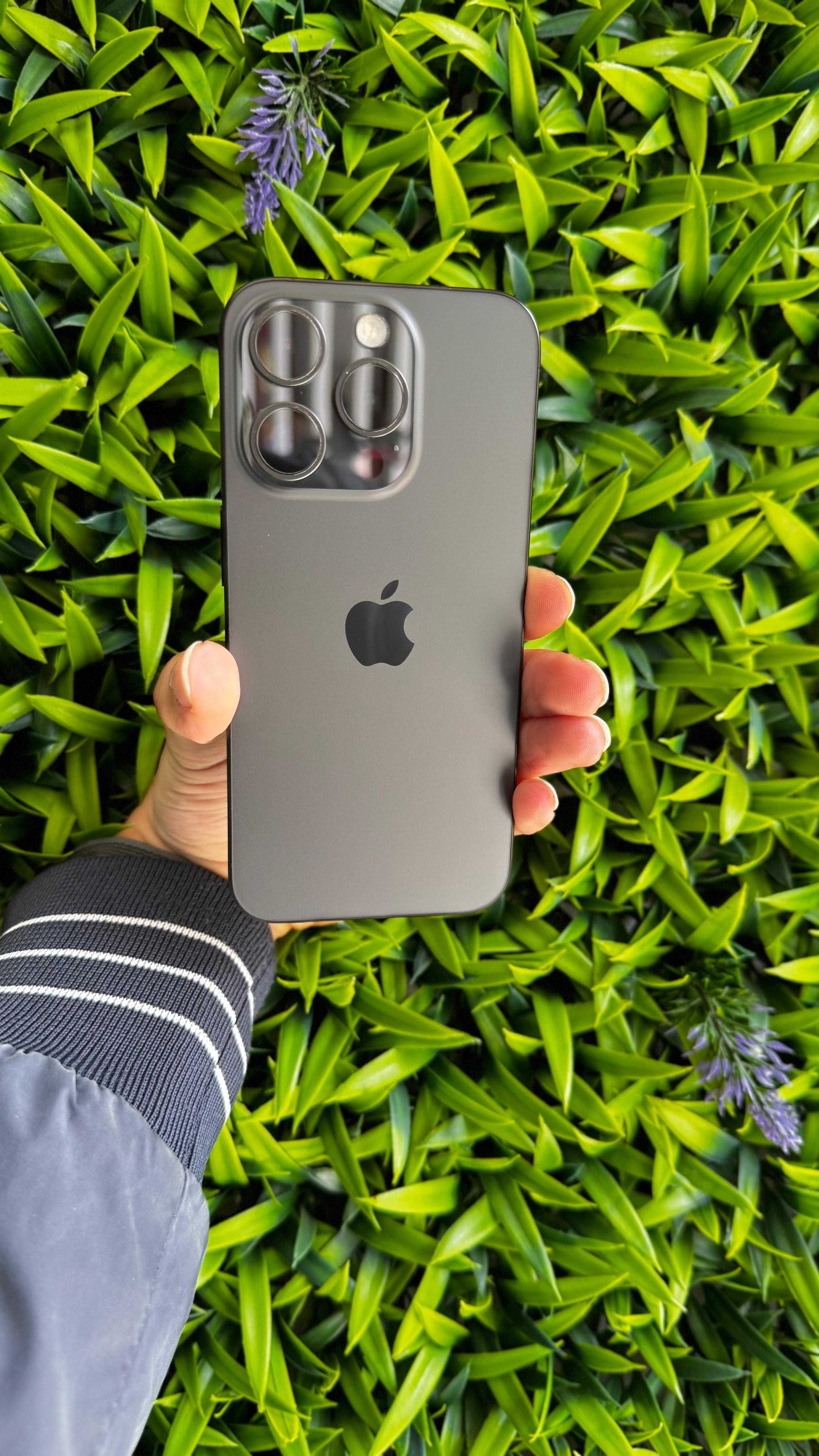 iPhone 15 Pro 256GB Preto Titânio - Loja Ovar