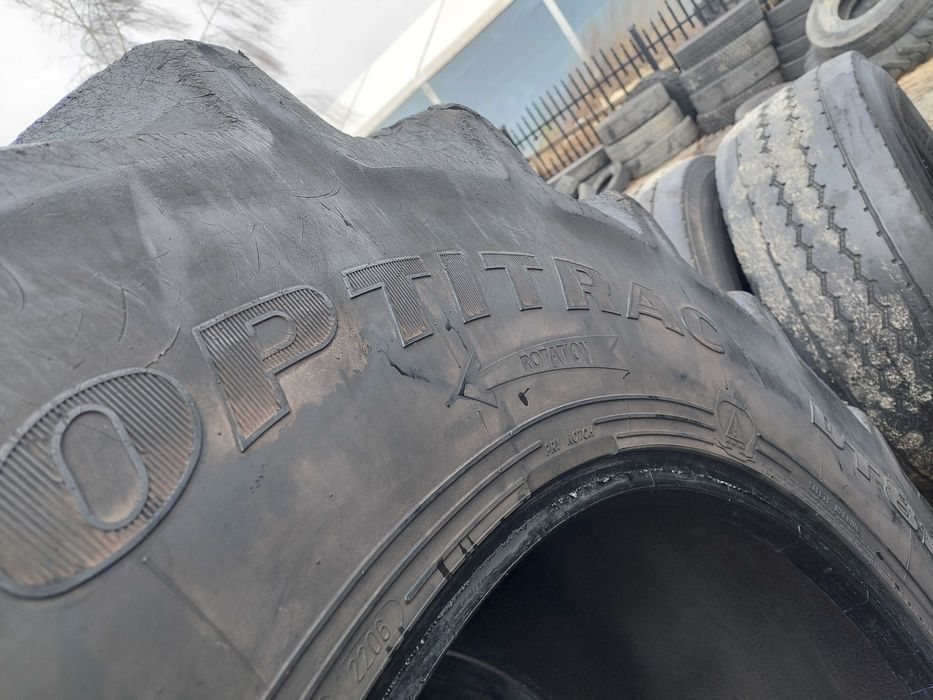 580/70R38 Goodyear Optitrac DT812 J1828 J532 JB118