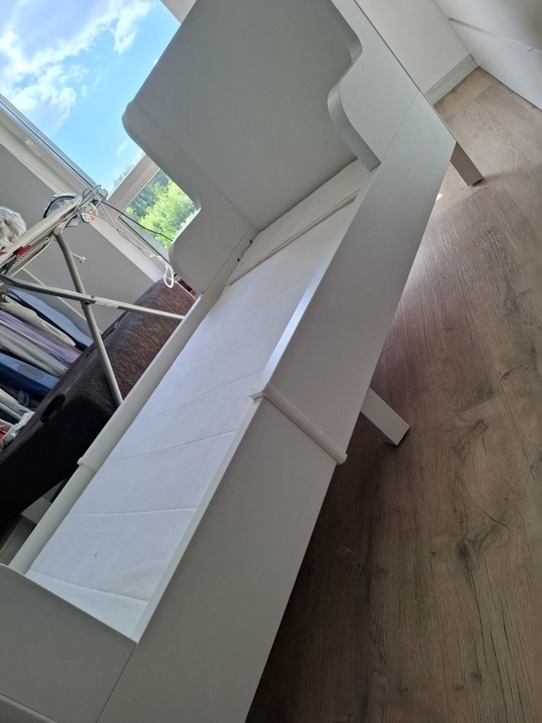 Łóżko Busnge ikea