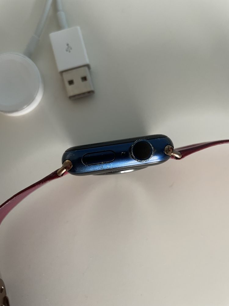 Apple watch Smartwatch 6. Generacji z oryginalnym paskiem i kablem