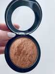 Puder rozświetlający MAC Mineralize Skinfinish Gold Deposit