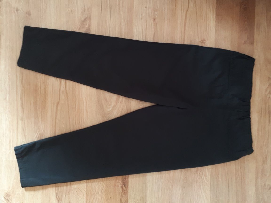 Czarne spodnie męskie H&M rozm. L
