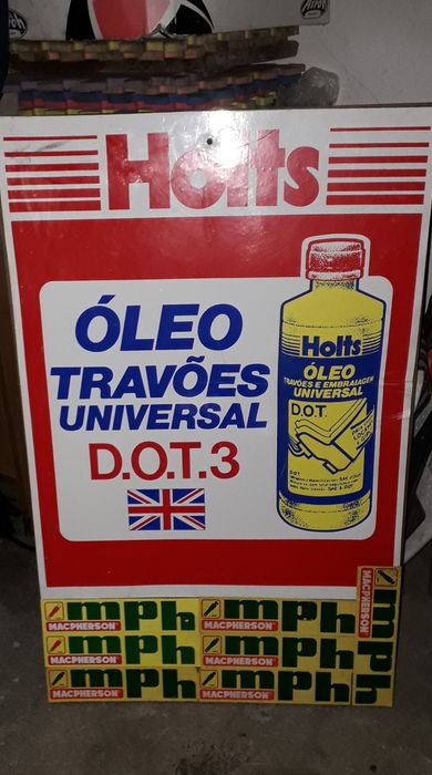 Quadros reclames  e outras peças