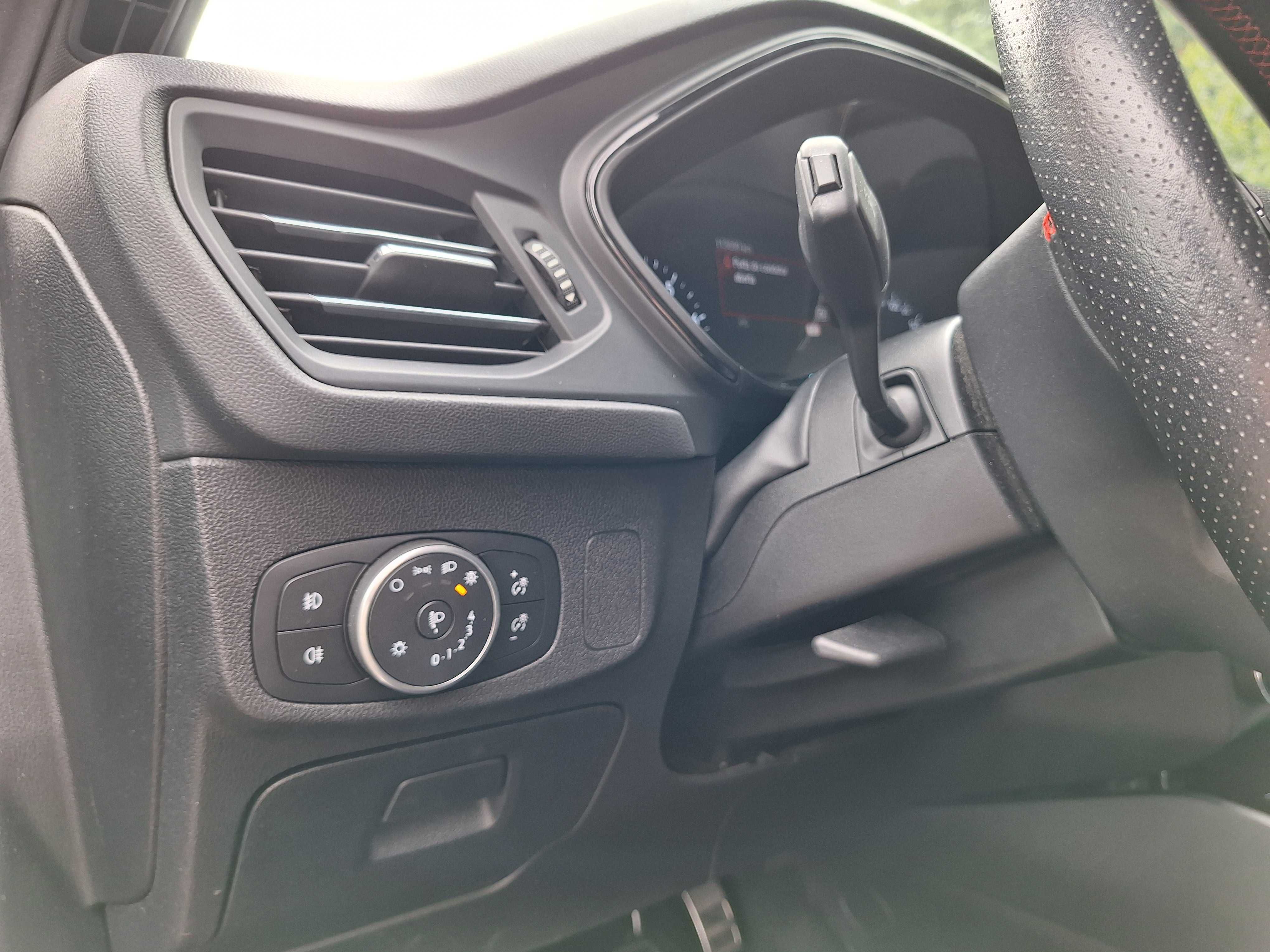 Ford Focus 1.0 125cv ST-LINE - Nacional