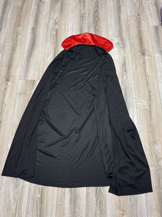 Плащ рясо для косплея граф чорний плащ Дракула