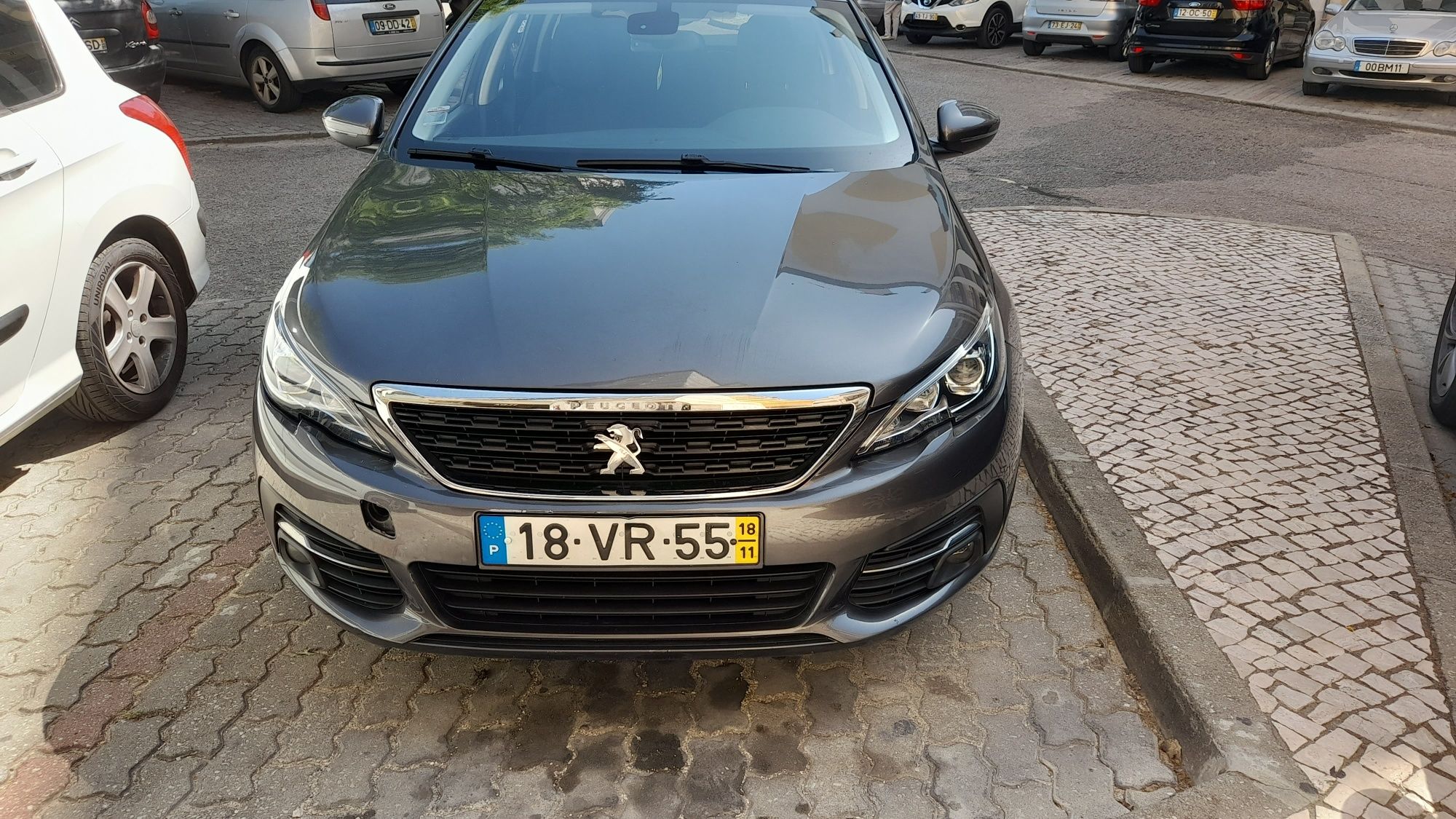 Peugeot 308 hdi ful extras 9300 euros