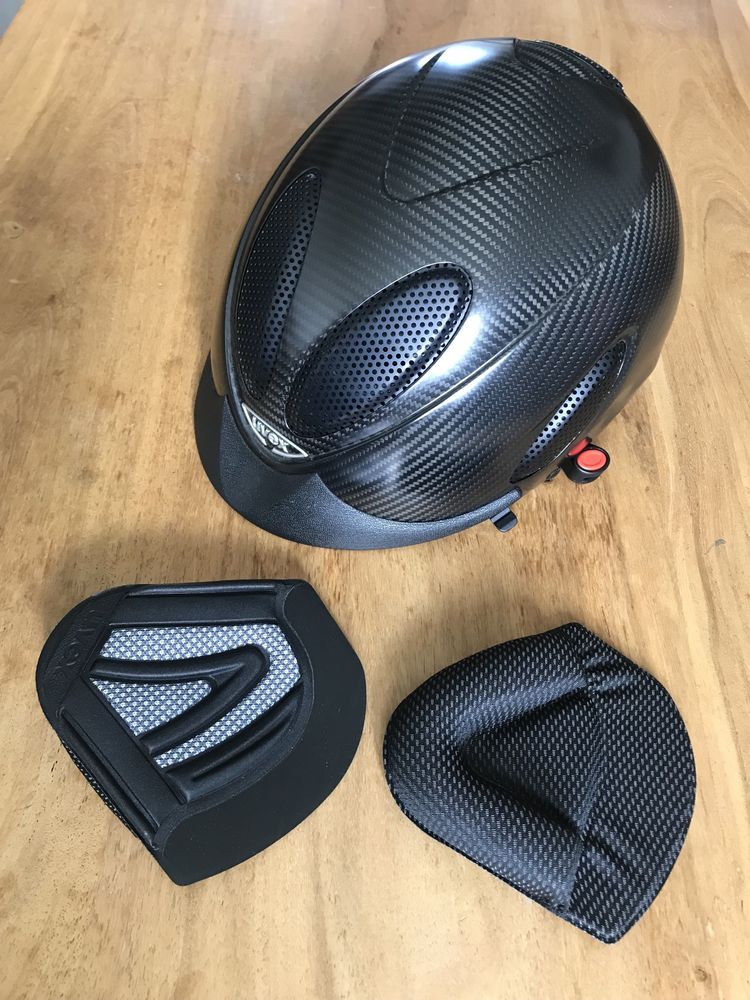 Kask jeździecki Uvex FP 1 Carbon