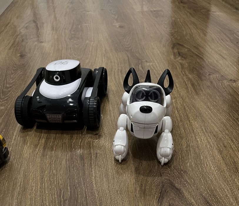 Автоконструктор вантажівка-тягач із ескаватором          іОТАМАNKO