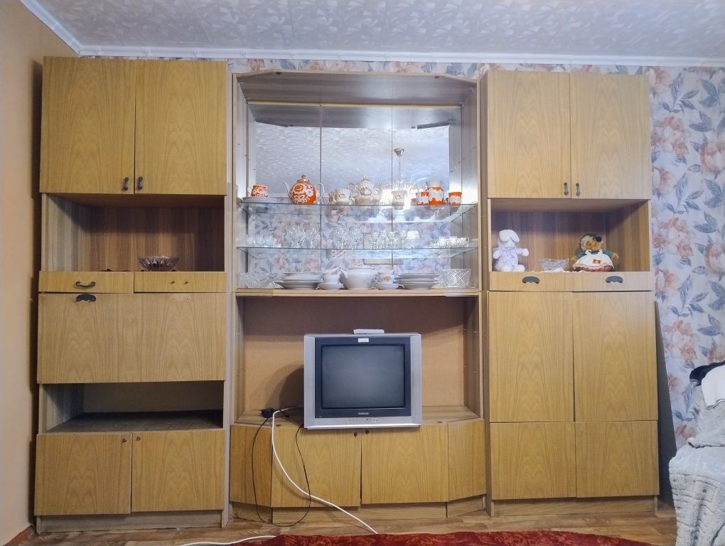 Стінка для вітальні