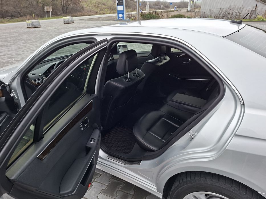 Мерседес бенз Е 212