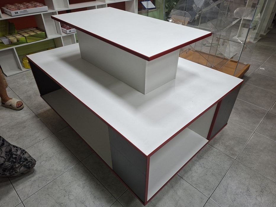 Mesa ilha de preferência para papelarias