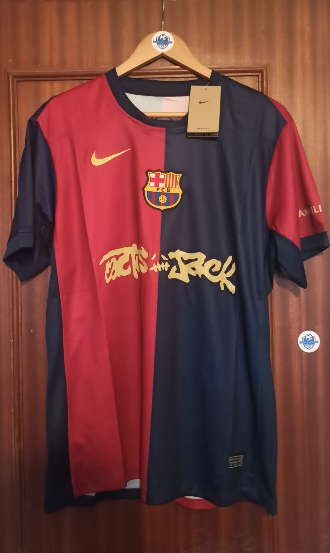 Camisola Barcelona edição especial Travis Scott