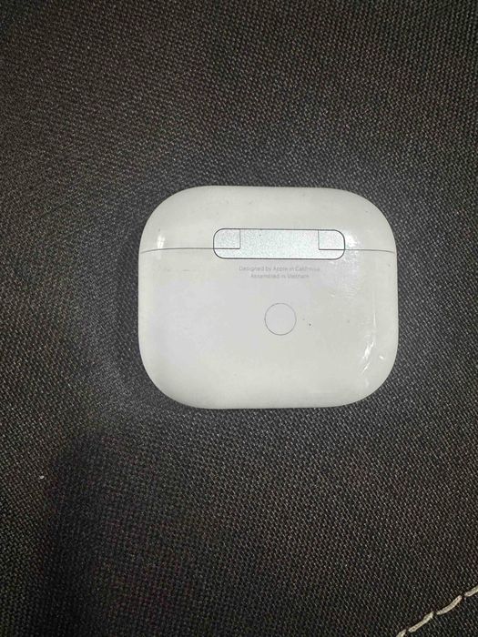 Кейс apple AirPods 3