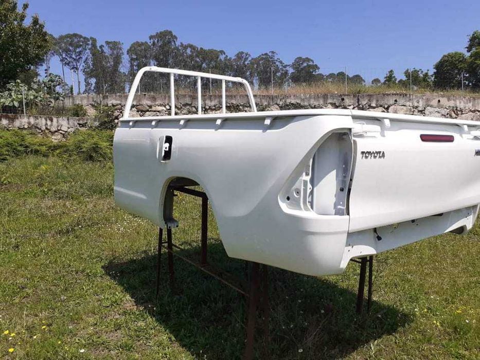 Caixa de toyota hilux nova