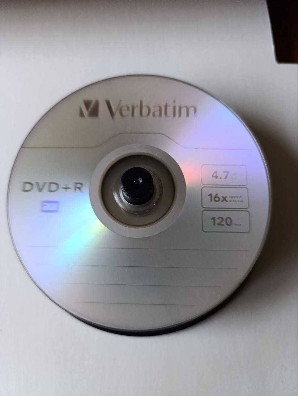 Продам  DVD диски, новые болванки.