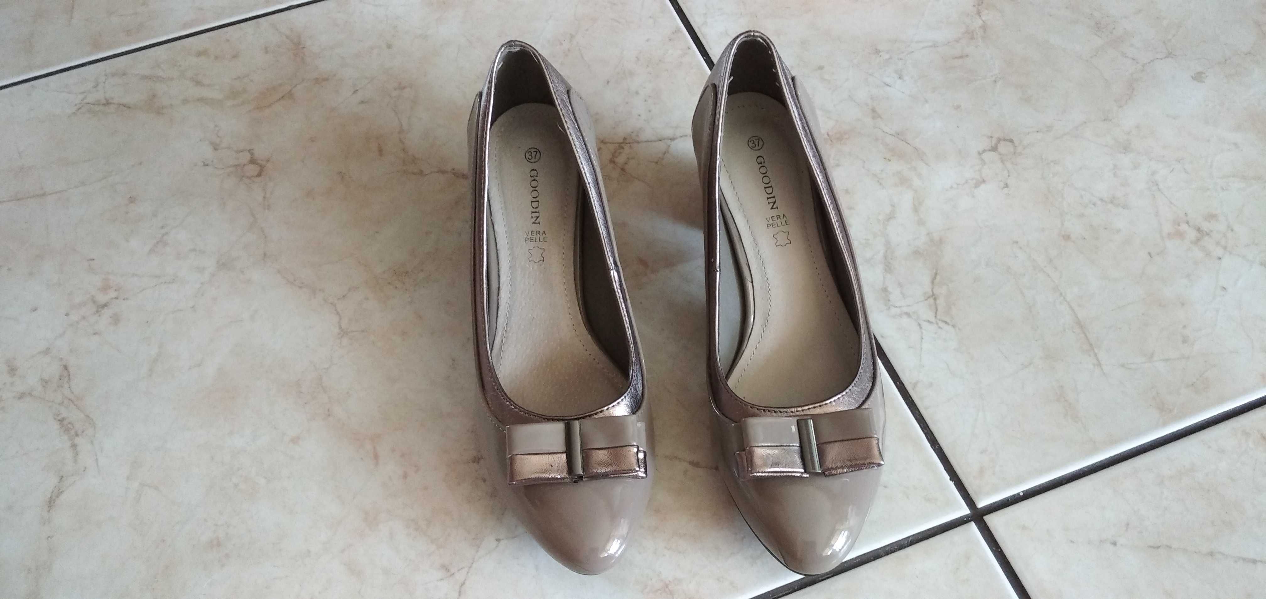 Sprzedam buty damskie, rozm. 37 - NOWE