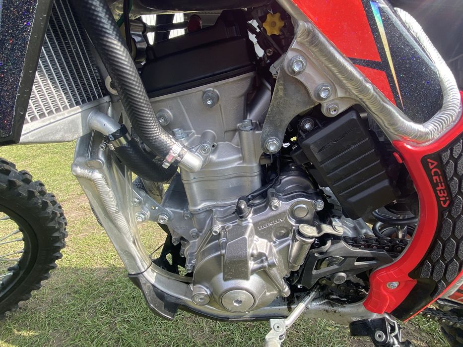 Honda CRF 250R / 2022 /