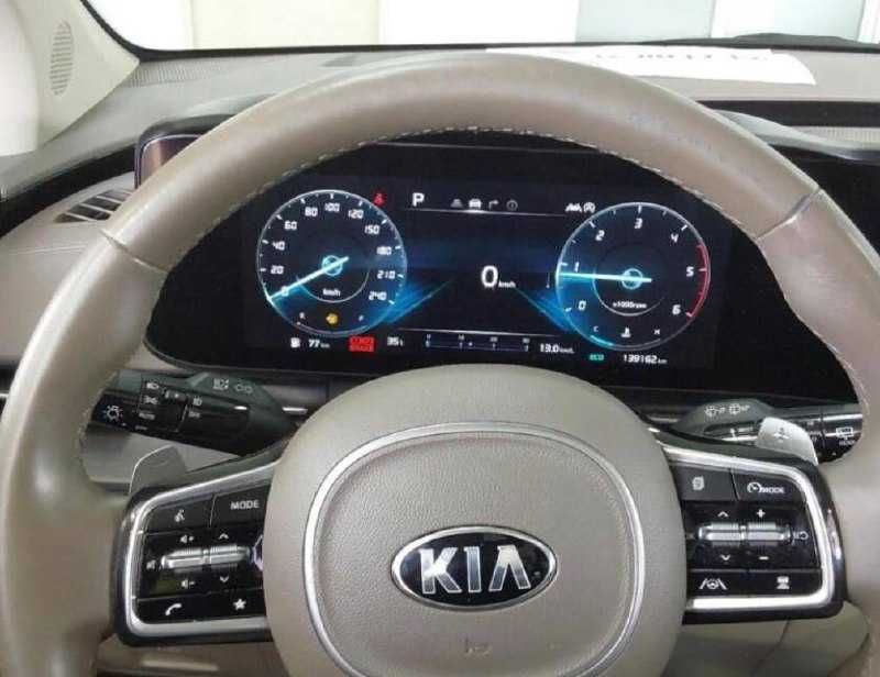 2021 Kia Carnival авто із Кореї