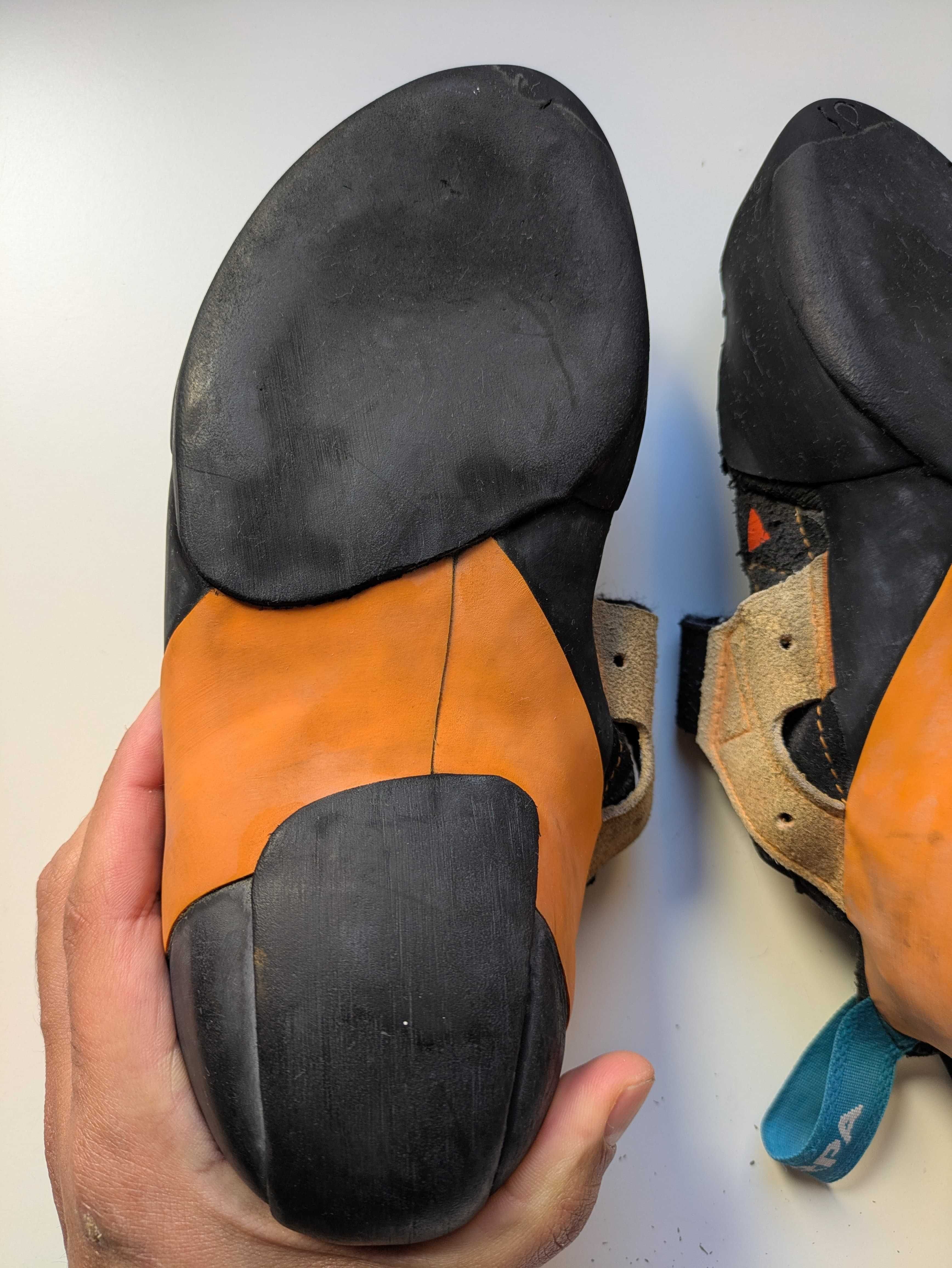 Pés de Gato - Scarpa Instinct VS - 38,5