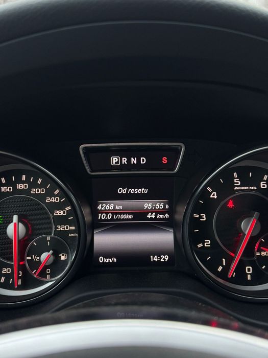 Mercedes Benz CLA 45 4matic 7G-DCT