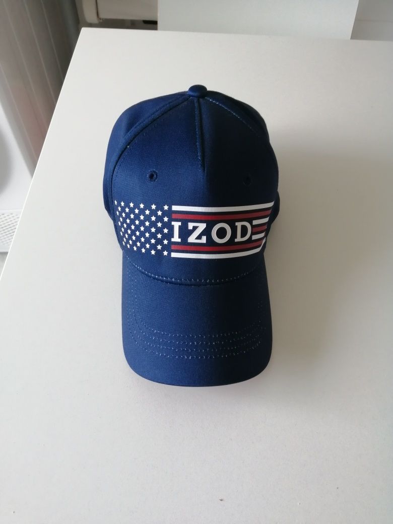 Boné fechado marca IZOD
