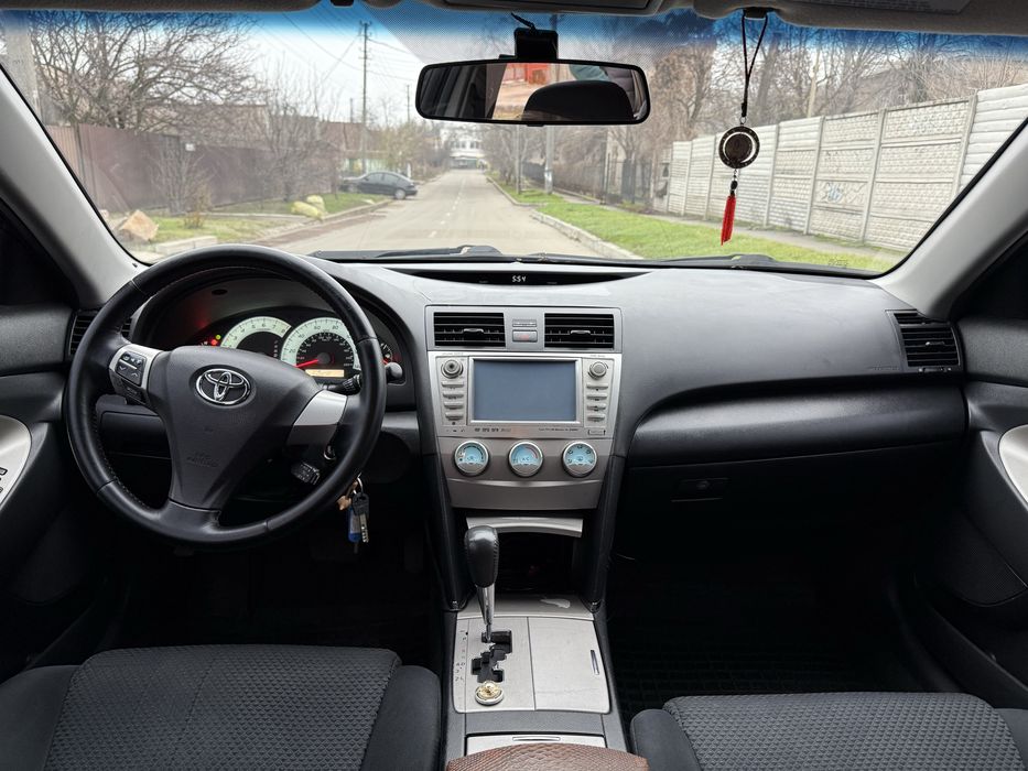 Продам авто Toyota Camry 40 автомат