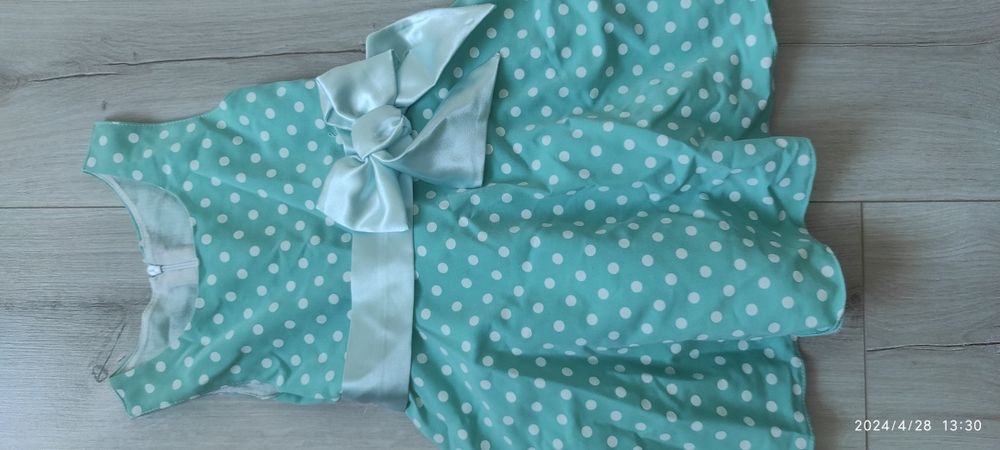 Сукня на дівчинку