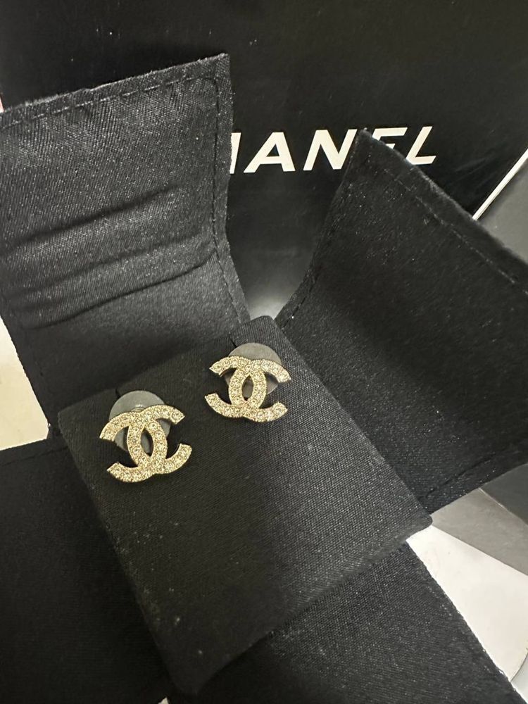 Сережки CHANEL нові повний набір оригінал