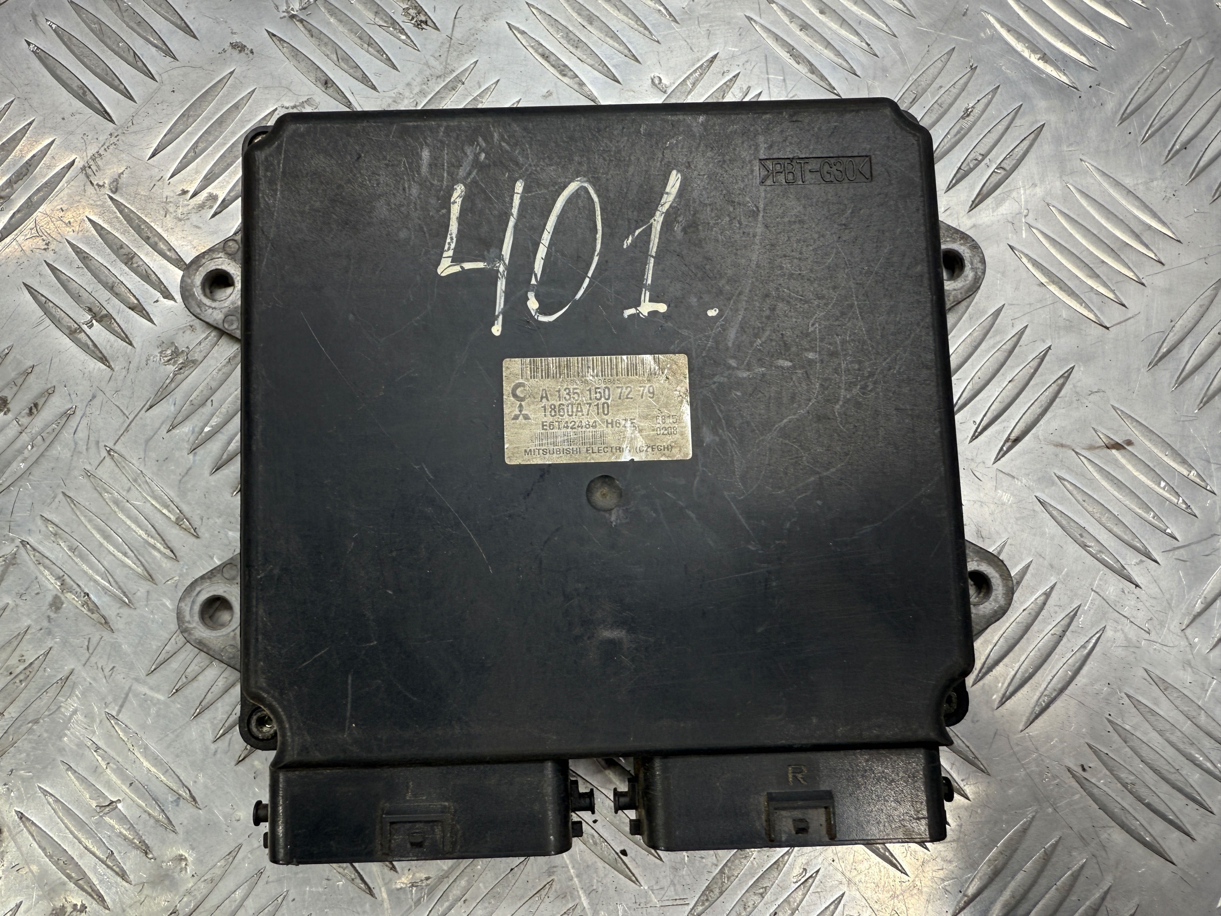 Блок управления двигателя  mitsubishi colt z30 1.3 b 04- 1860a710