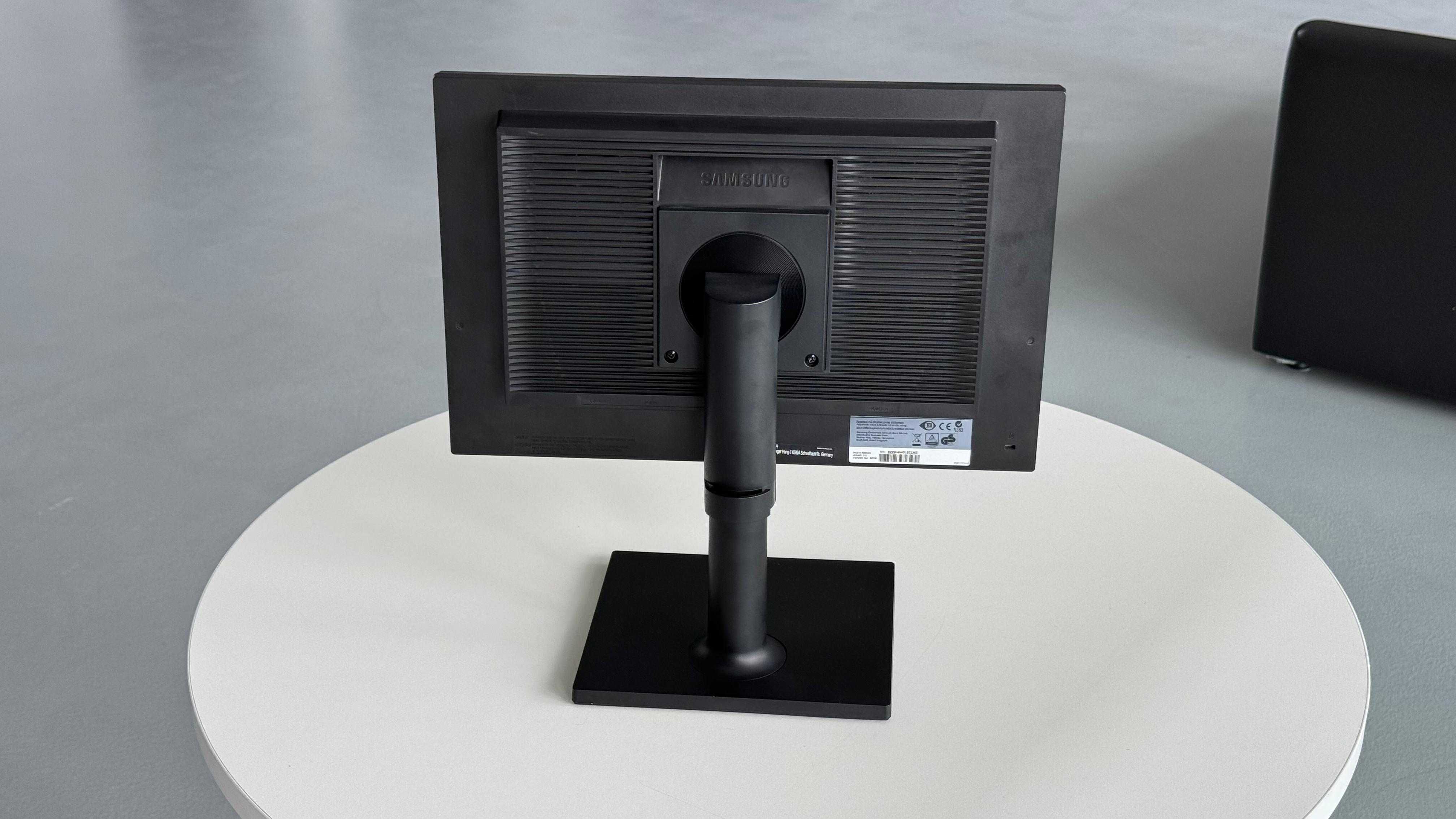 Monitor Samsung S19C450BW